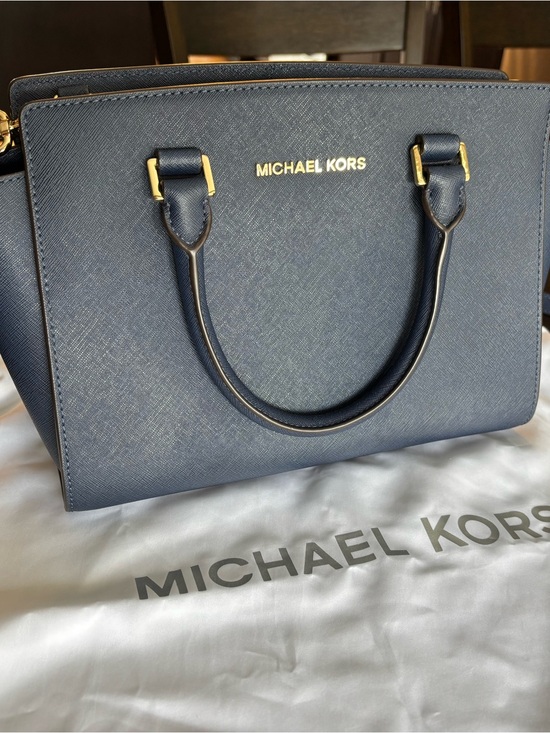 Michael Kors Handbags - Michael Kors Navy Saffiano Satchel with Gold Hardware
